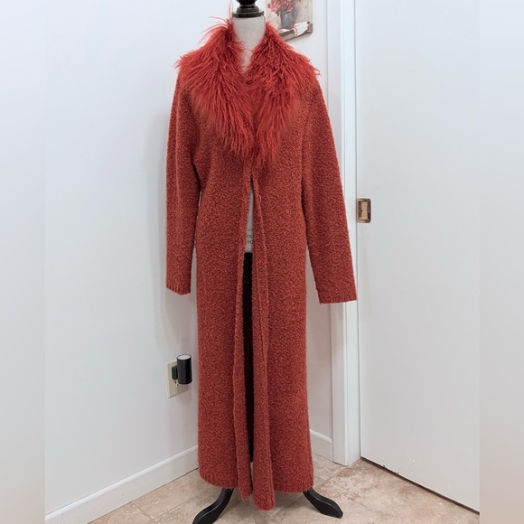 Jackets & Blazers - Vintage Raspberry Long Sweater Coat with Fur Collar